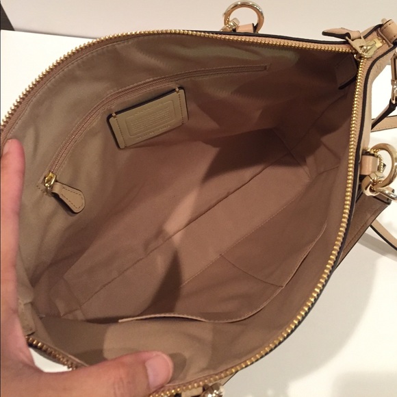 🏝🚫SOLD🚫Coach Pebble Kelsey Small leather🌺 - Picture 3 of 7