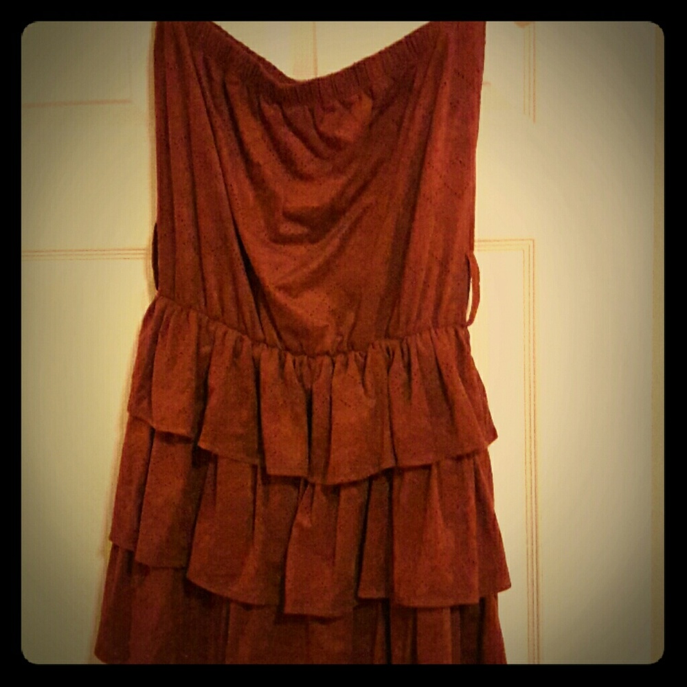 strapless dress,