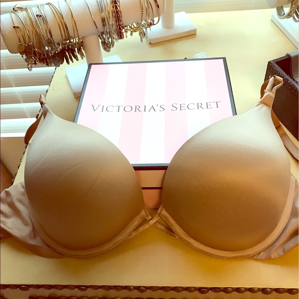 Victoria secret bombshell bra