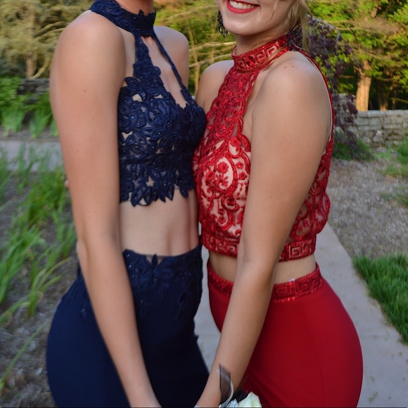 La Femme Red Two Piece - Picture 5 of 6