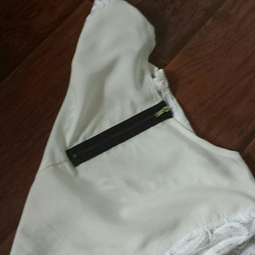 Top - Picture 4 of 4