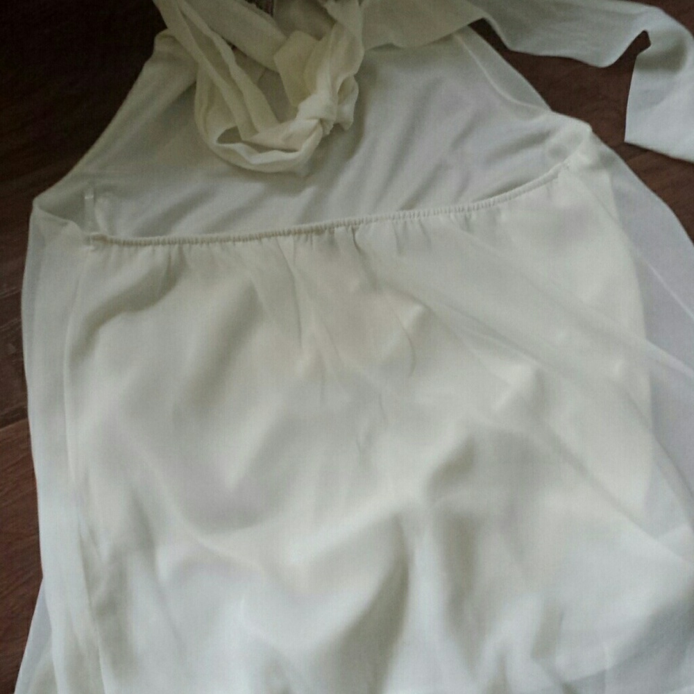 Top - Picture 4 of 4