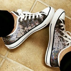 Sequins Converse