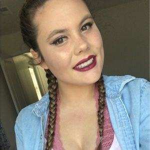 Meet your Posher, Molly