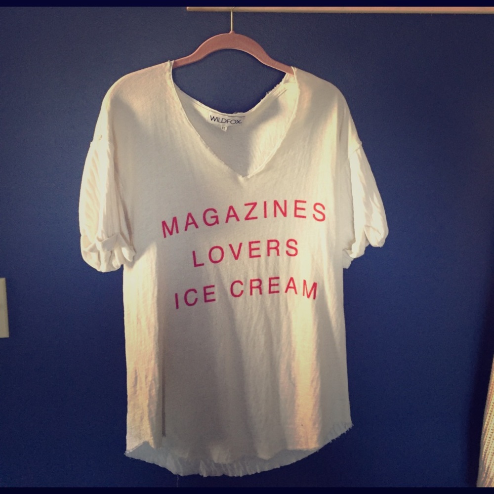 Oversized vneck tee ❤️