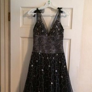 Black sequined formal gown. Sz 6
