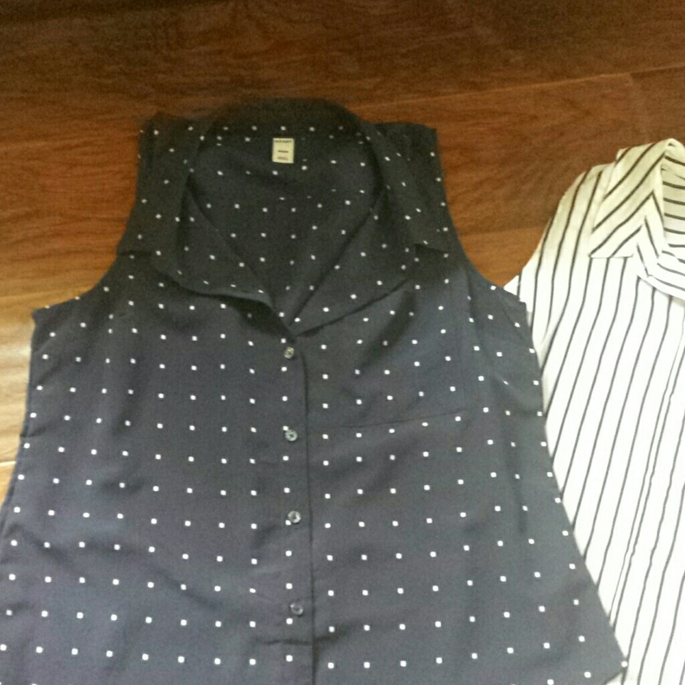 Two tops - Picture 4 of 5