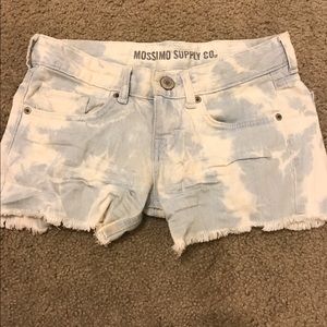 Light wash denim cutoffs
