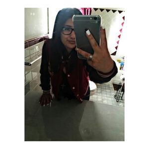 Meet your Posher, Michell