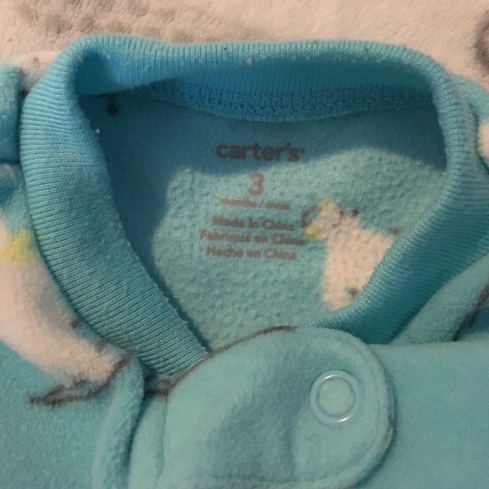 Baby 👶 clothes - Picture 2 of 2