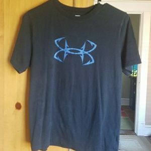 Underarmour fish hook tee