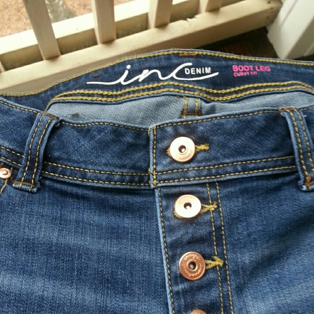 INC DENIM  JEANS