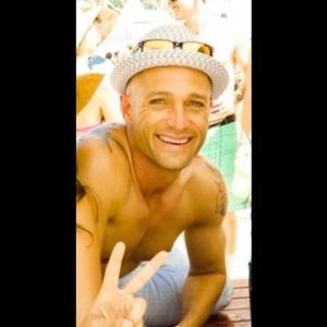 Meet your Posher, Jerome