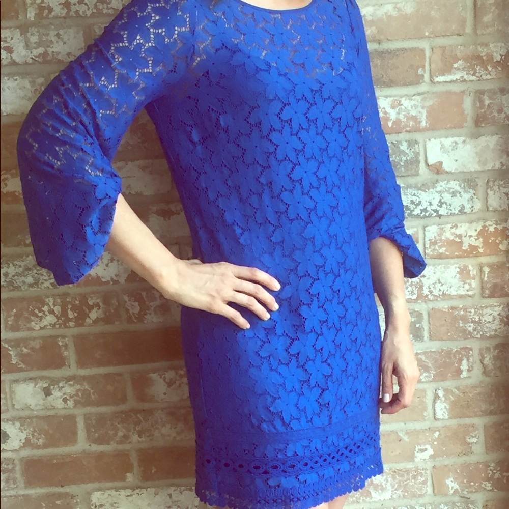 Laundry blue lace overlay 3/4 sleeve dress