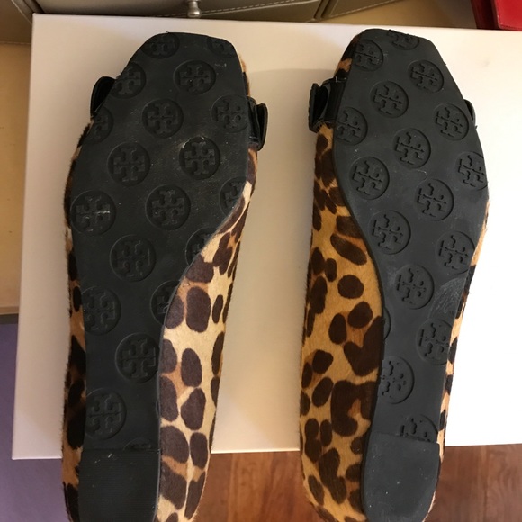 Tory Butch Leopard Print Pony Hair Flats - Picture 3 of 7