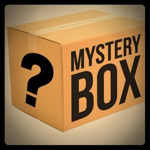Get a Mystery box! readโ I'll make u a listing!