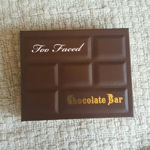 Mini Too Faced Chocolate Bar Palette