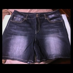 Cato Premium Bermuda shorts