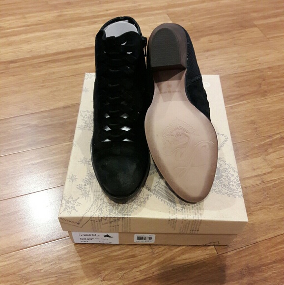 NWT Free People Loveland Ankle Boot - Picture 6 of 8