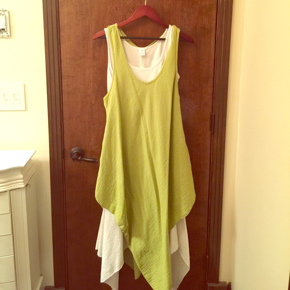 Sleeveless dress