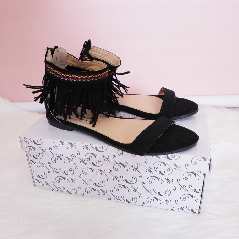 Fringes Black Sandals