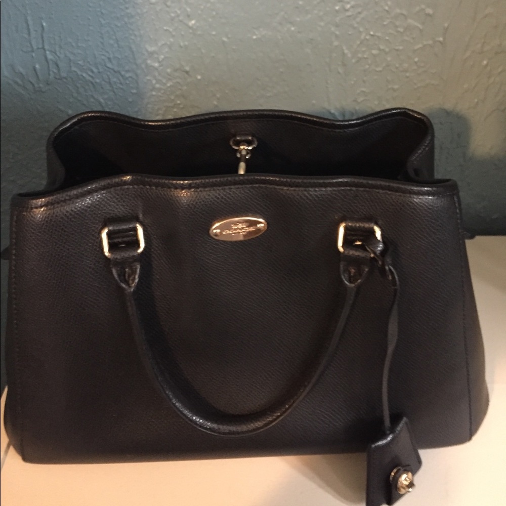 Coach purse in black