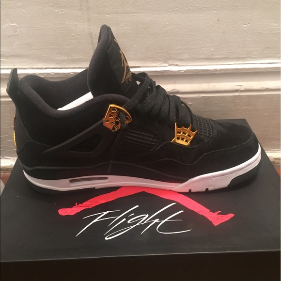 Royalty 4s main image 4