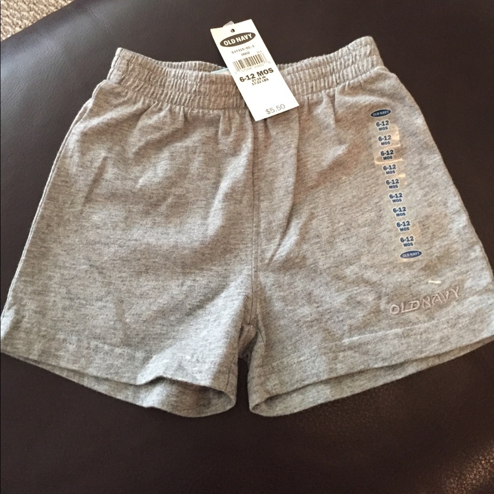 NWT Old Navy grey shorts