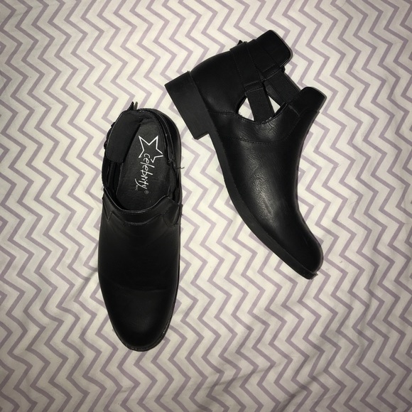 Cute black booties - Picture 3 of 3