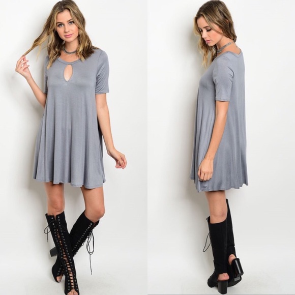 🎉CLEARANCE🎉 Gray Keyhole T-Shirt Tunic Dress - Picture 2 of 4