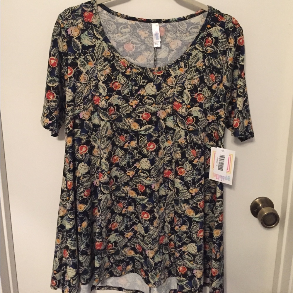Lularoe Perfect T NWT