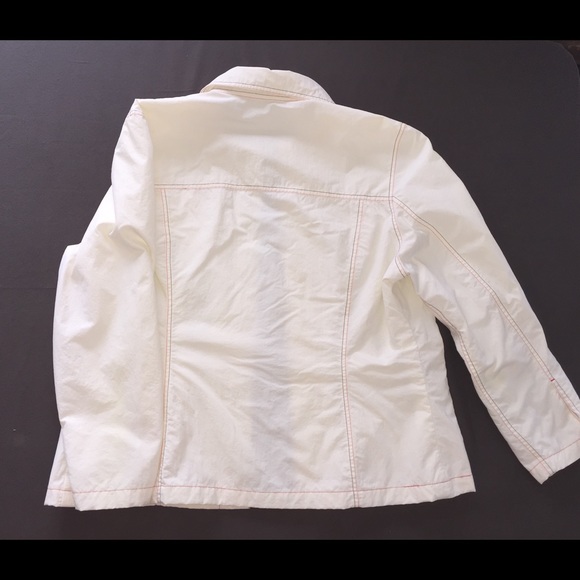 White with red and black stitching spring jacket - Picture 2 of 3