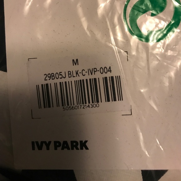 Ivy Park Stripe Trim Logo Bodysuit - Picture 4 of 5
