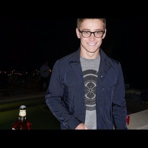 Meet your Posher, Andrew