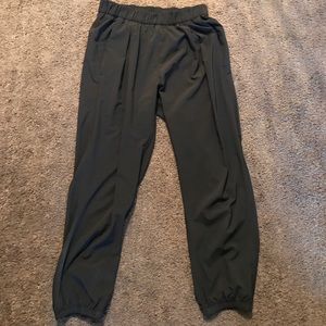 Lululemon track Capri pants
