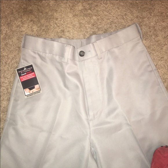 Men's Roundtree & Yorke Shorts - Picture 2 of 3