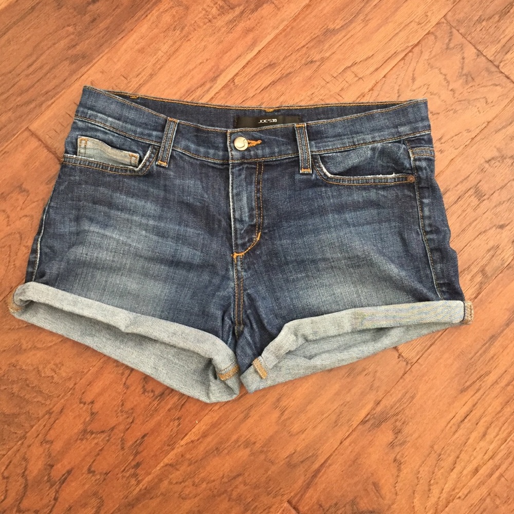 Joe's Shorts- soft stretchy fabric! Sz 28