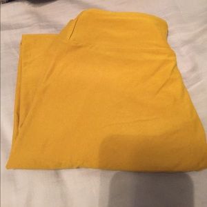 Lularoe OS mustard leggings