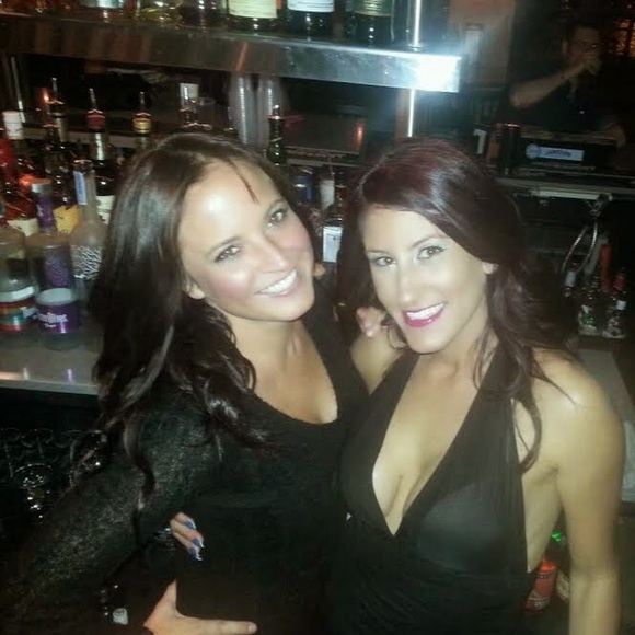 Meet your Posher, Amy - Picture 3 of 7