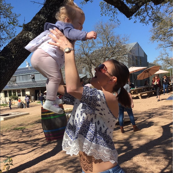 Meet your Posher, Amy - Picture 4 of 7