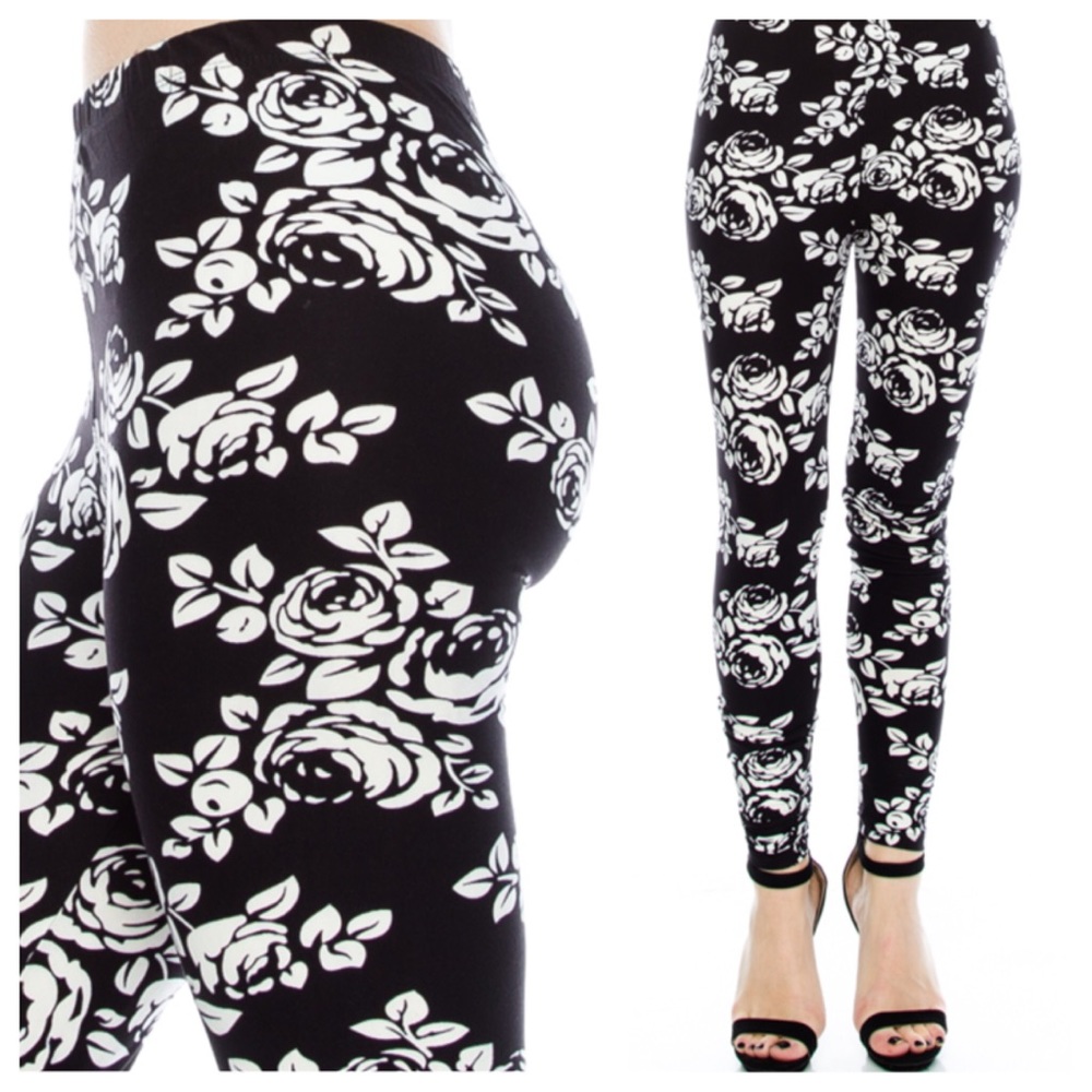 🆕Buttery Soft Leggings Black & White Floral Print