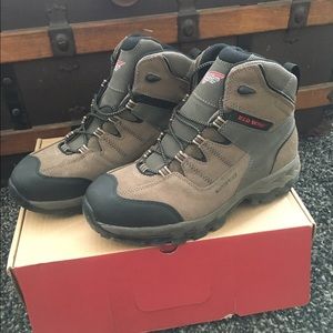 Red wing steel toe work boots