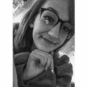 Meet your Posher, Kenzie