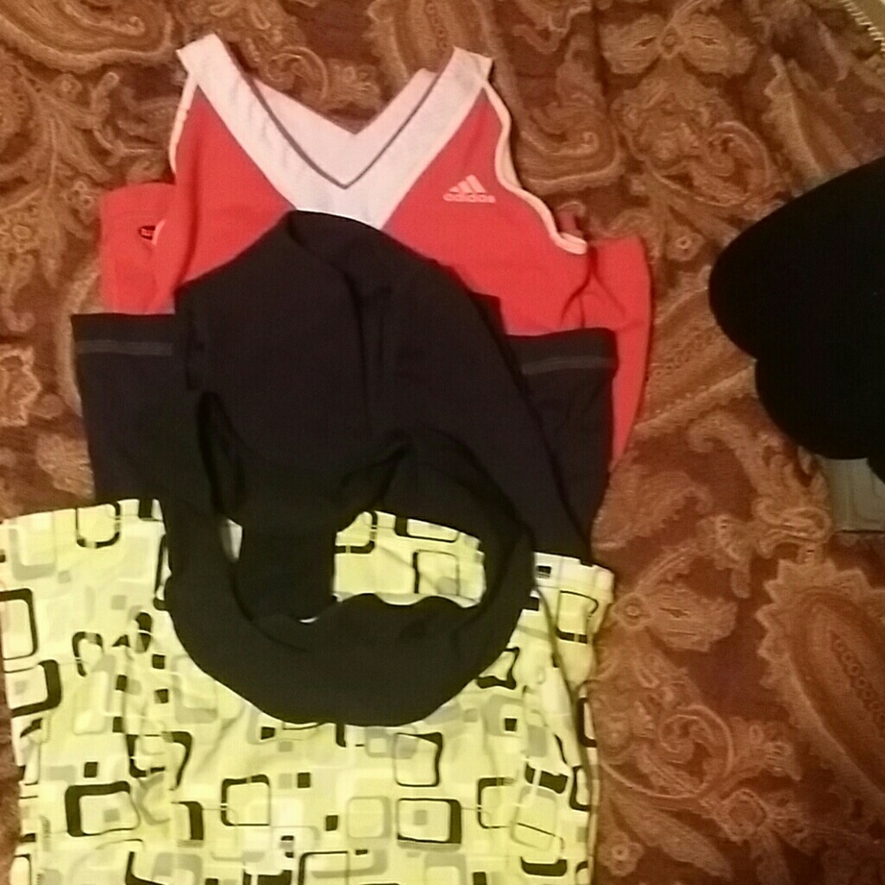 Work out tops Lululemon etc XXS