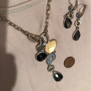 Necklace and earring set
