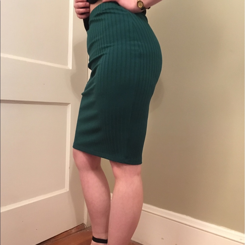 Forest Green Ribbed Pencil Skirt
