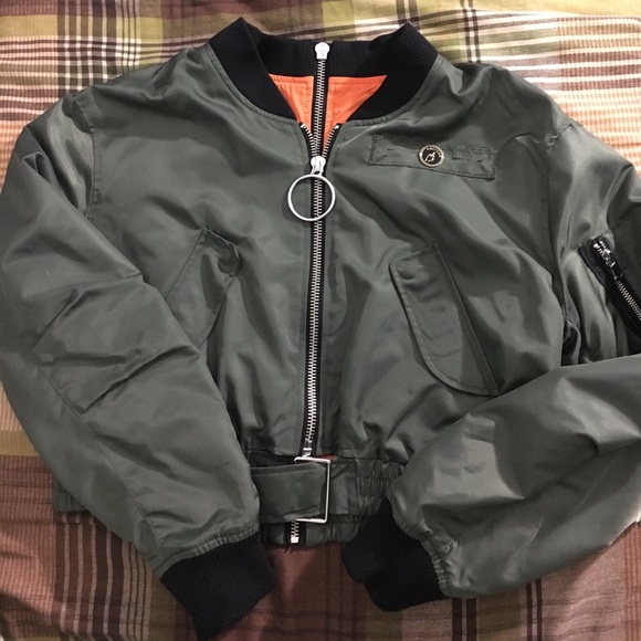circle zipper jacket