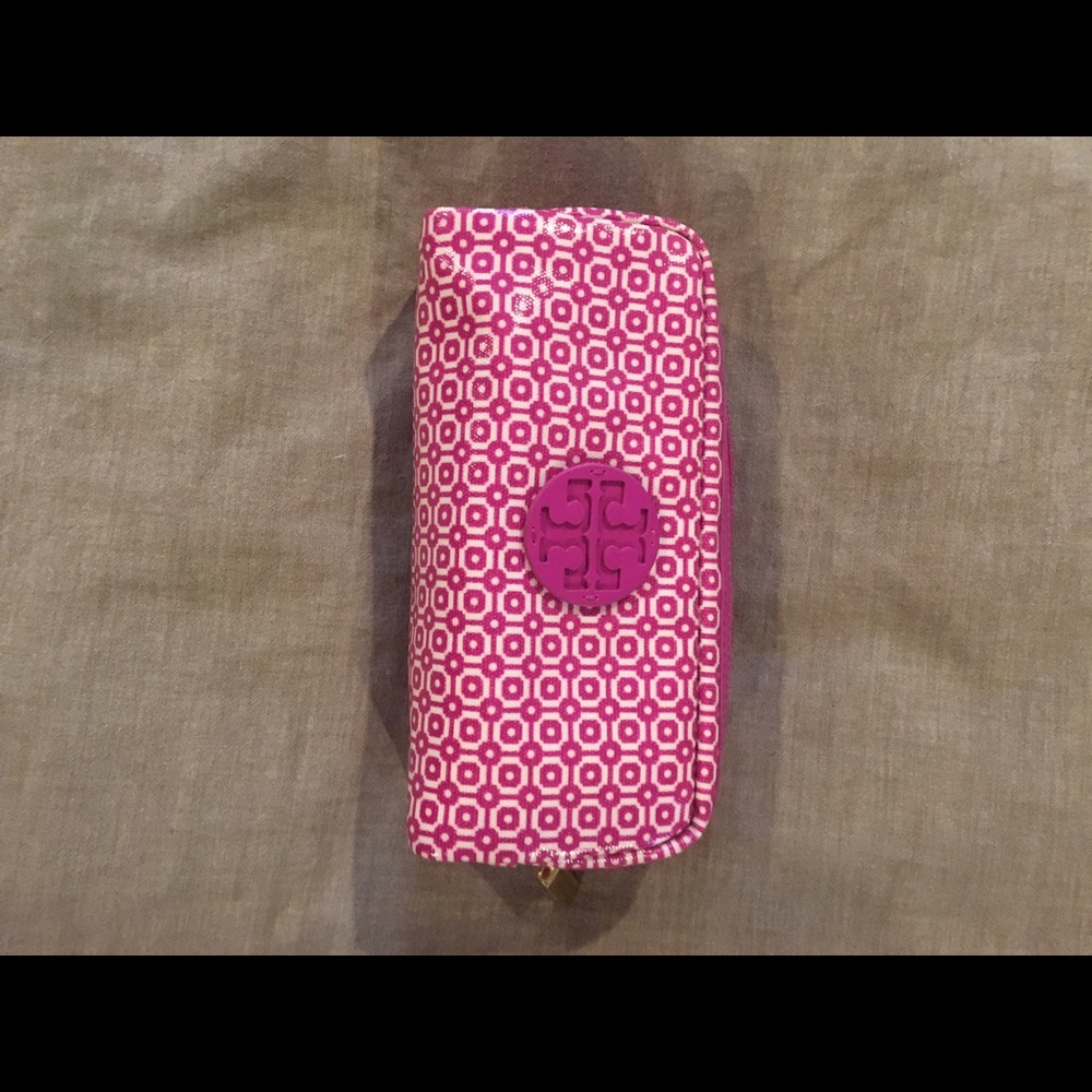Tory Burch case