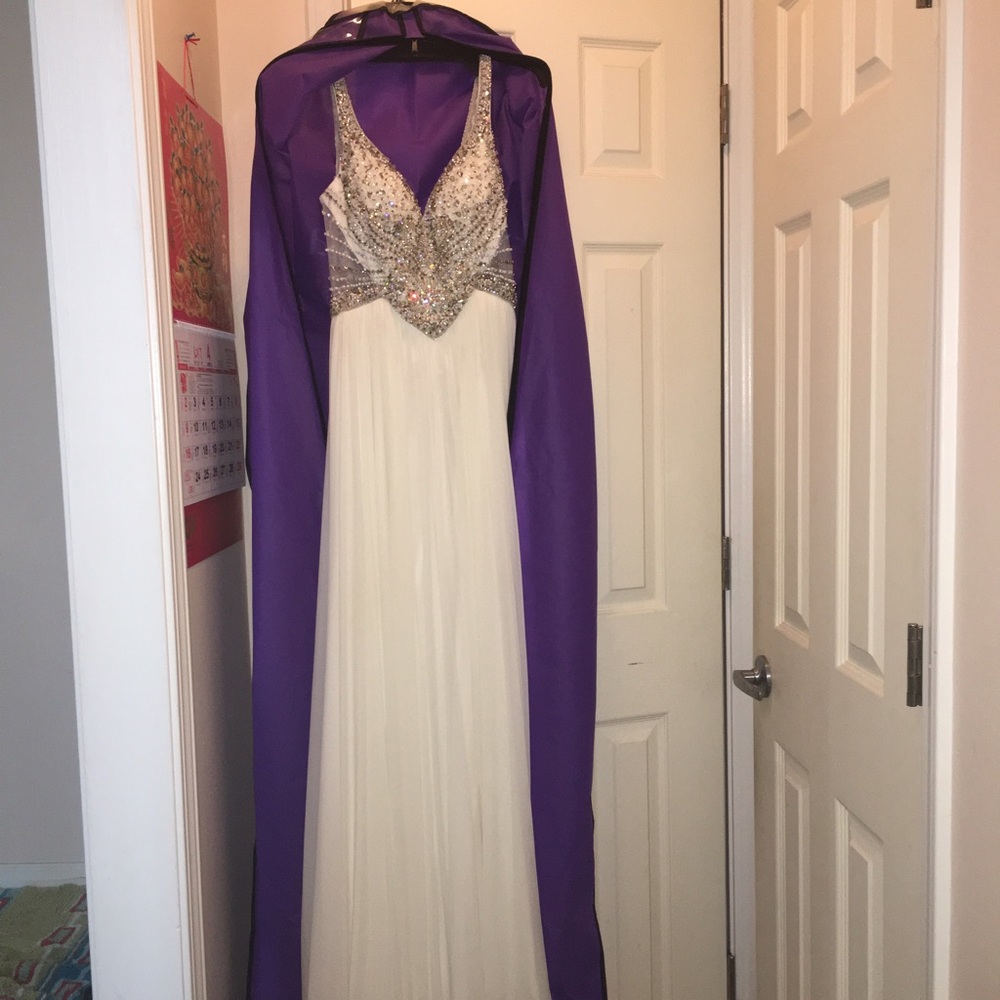 Terani Couture Prom Dress