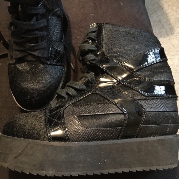 Pony hair Jeffrey Campbell sneaker wedge - Picture 2 of 4